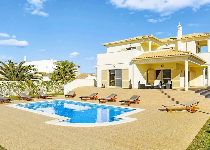 וילה Gianni אלבופיירה